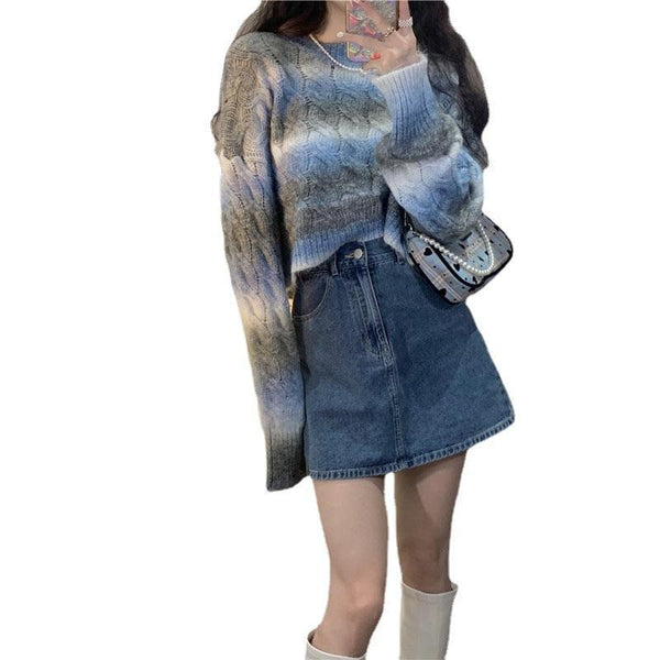 Age - defying Gradient Color Loose Short Knit Tops - Amazitshop