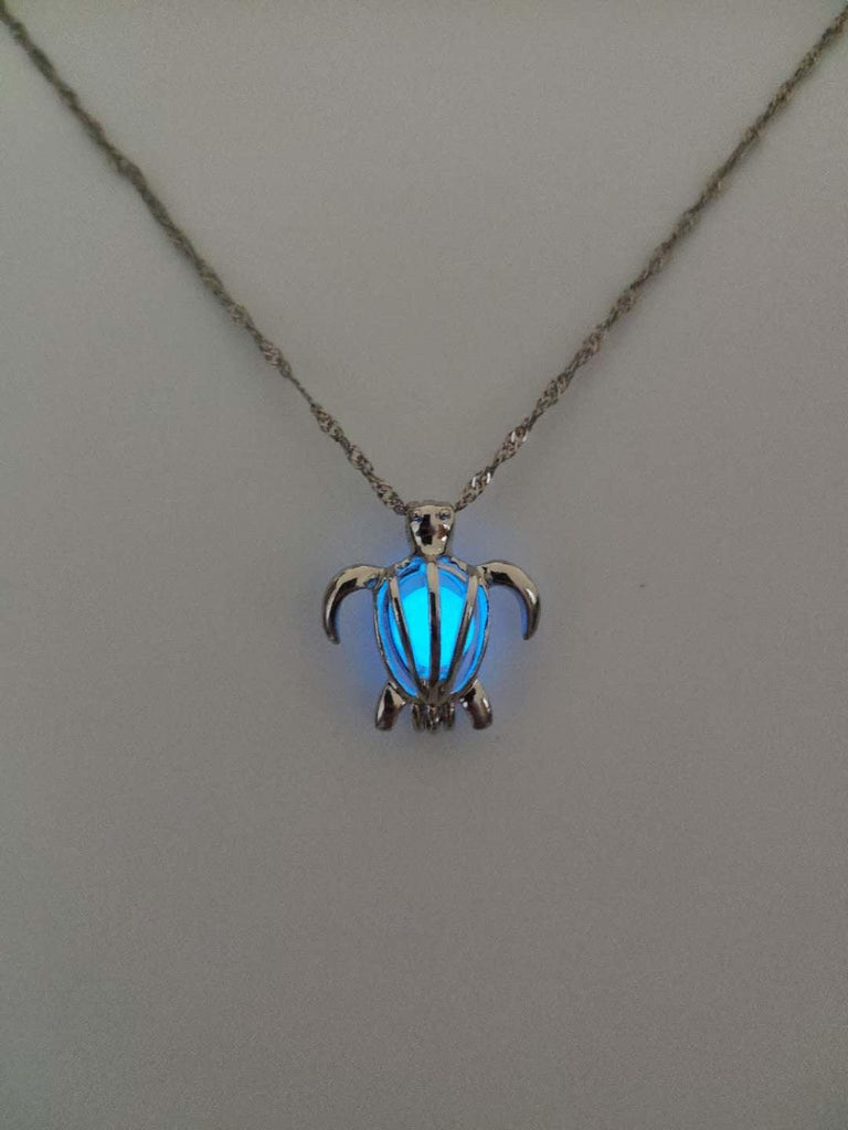 Beauty Hot Sale Can Open Hollow Little Turtle Luminous Necklace Luminous Clavicle Chain Accessories Women - Amazitshop
