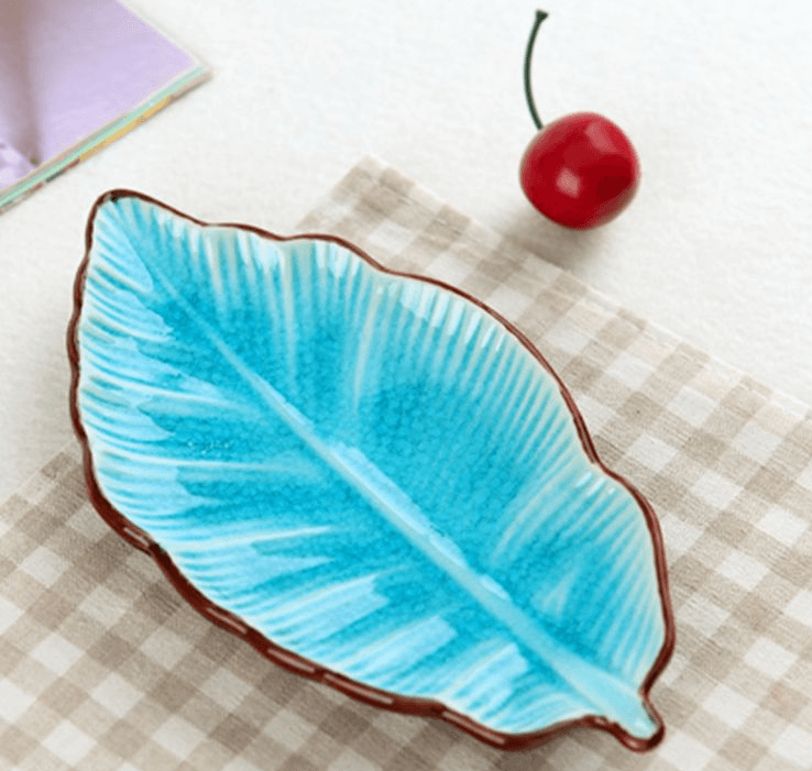 Creative Banana Leaf Shape Ceramic Plate Lovely Seasoning Dish - Amazitshop