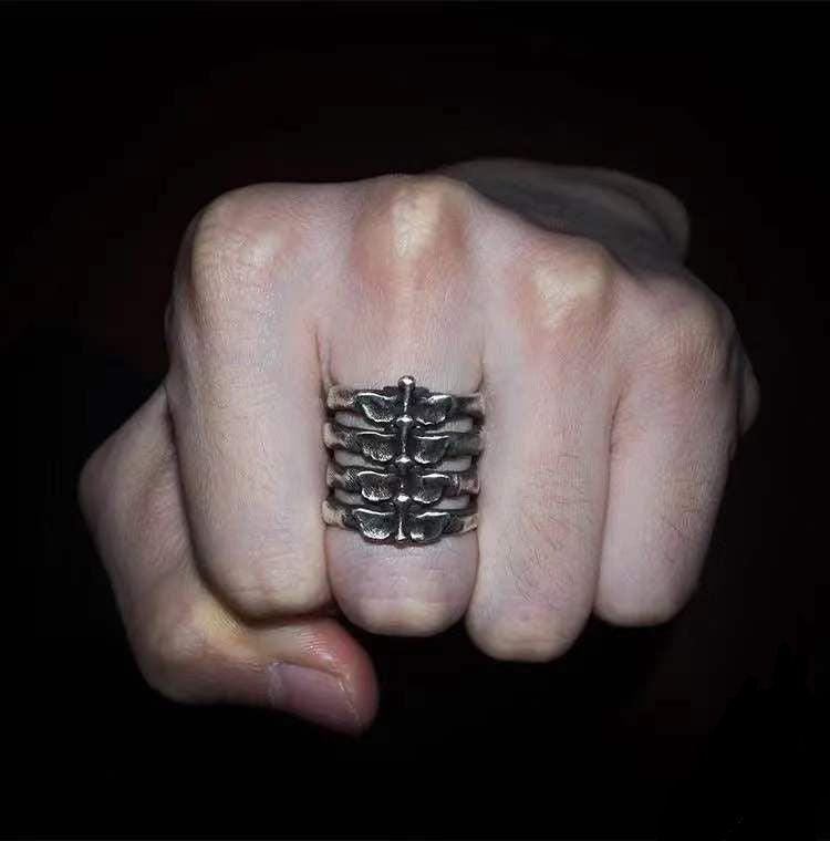 Creative Jewelry Fashion Rib Alloy Bone Ring Men - Amazitshop