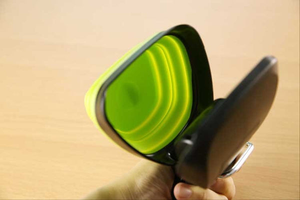 Dog Pet Travel Foldable Pooper Scooper With 1 Roll Decomposable bags Poop Scoop Clean Pick Up Excreta Cleaner Epacket Shipping - Amazitshop