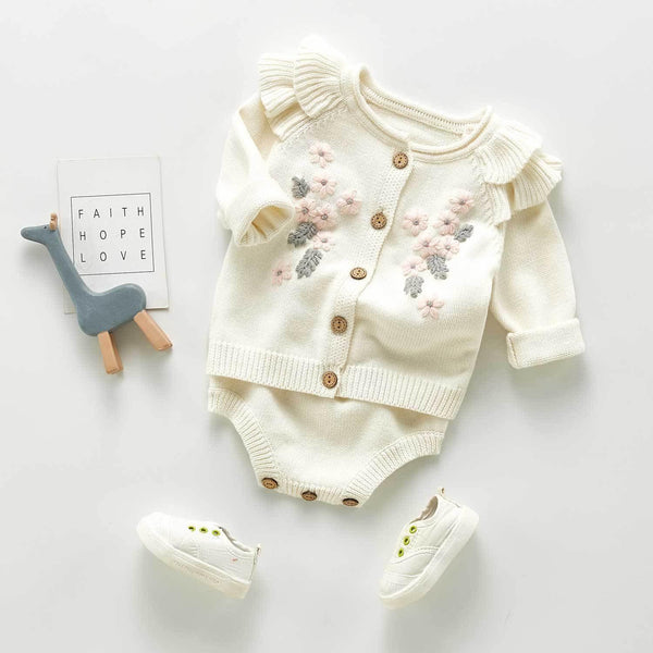 Flower coat and two - piece climbing suit - Amazitshop
