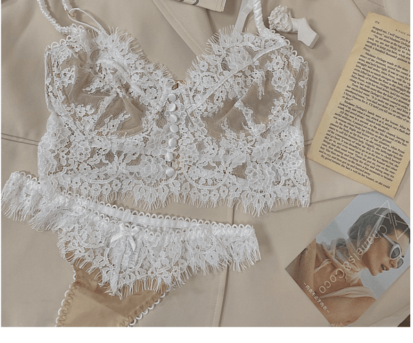 French Sexy Lace Lingerie Set - Amazitshop