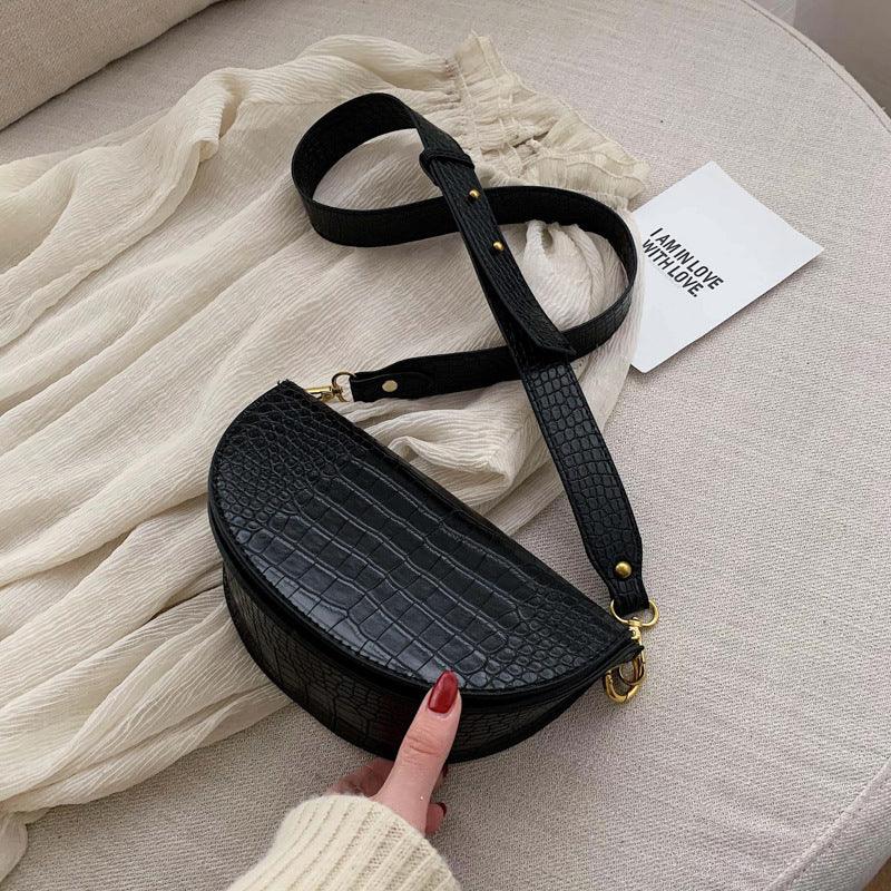 half moon saddle bag - Amazitshop