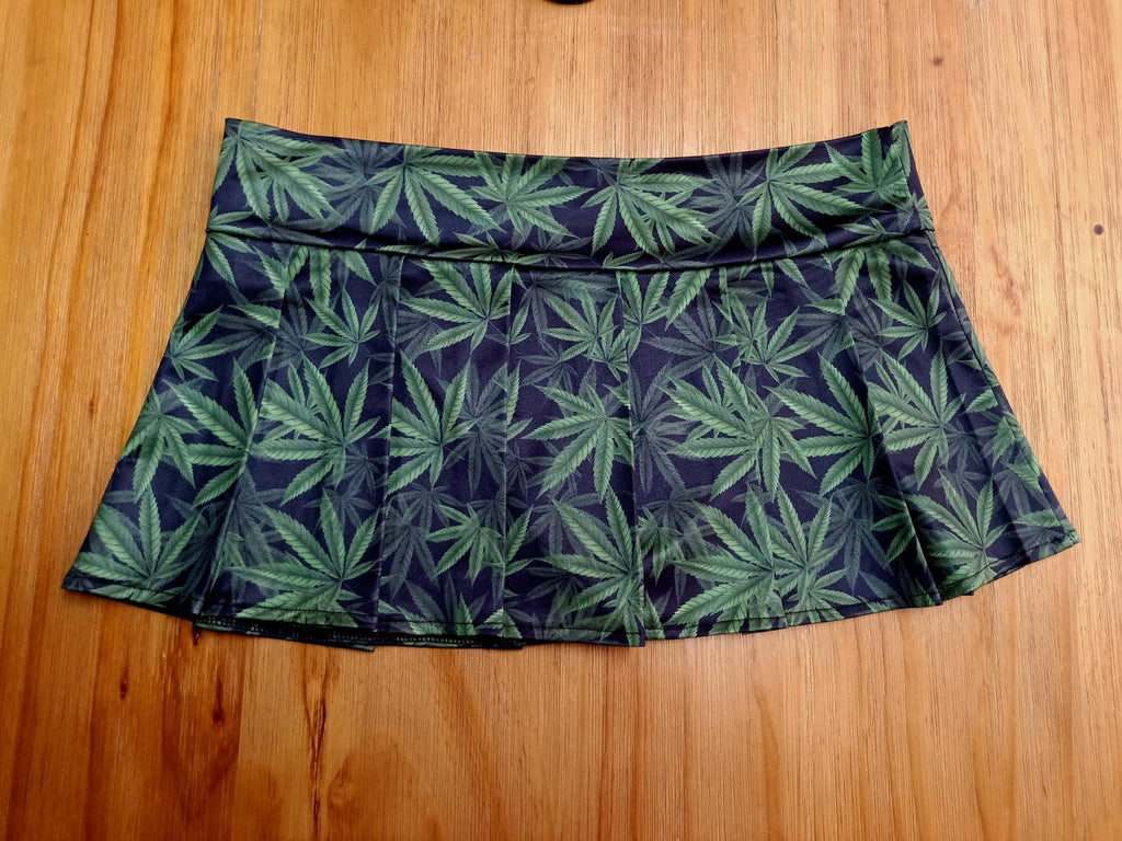 Short Skirts - Amazitshop