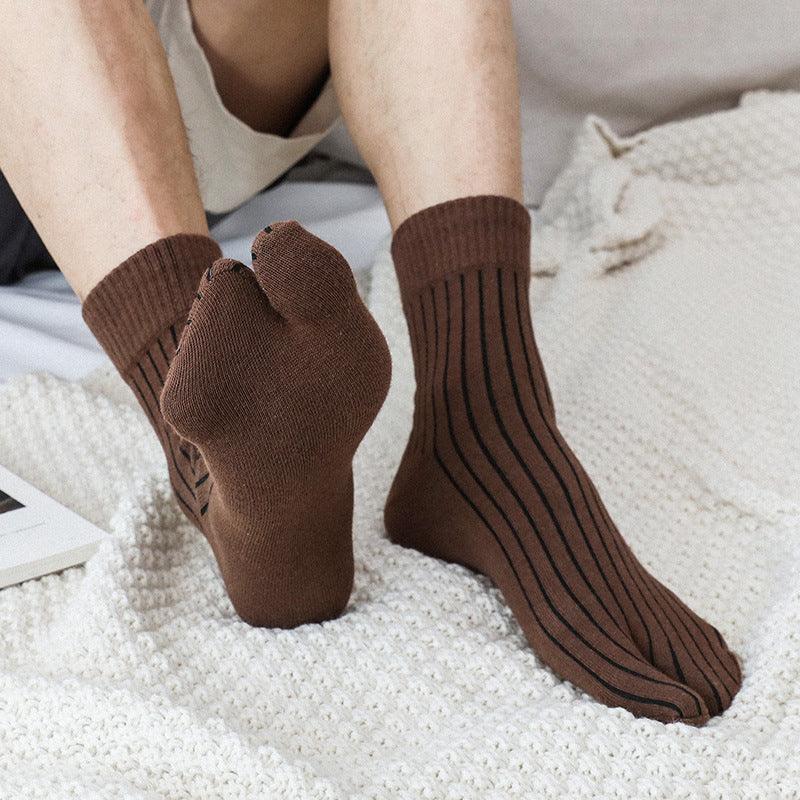 Sweat Absorbing And Breathable Sports Short And Medium Leg Split Toe Socks - Amazitshop