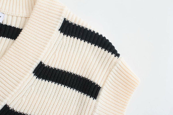 V - Neck Sleeveless Loose Contrast Striped Knit Tank Top - Amazitshop