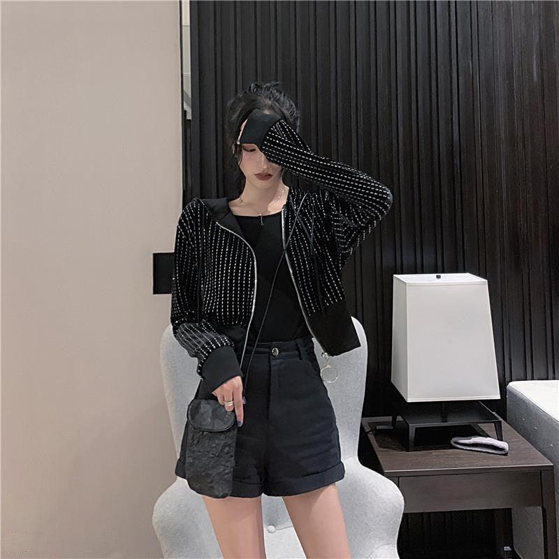 Versatile velvet jacket - Amazitshop