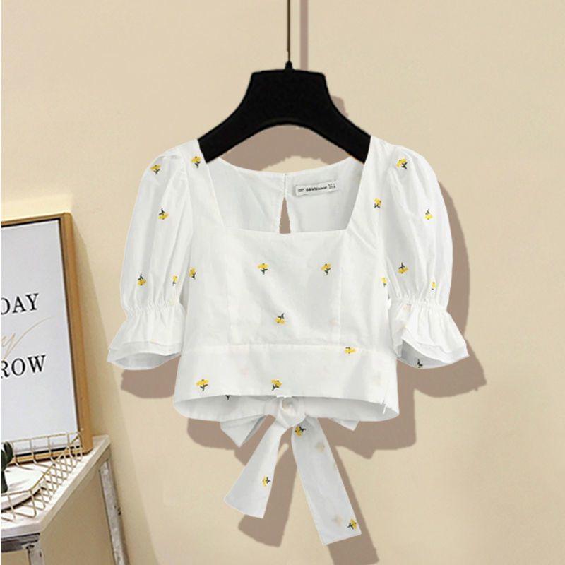 Women Sweet Fashion Floral Embroidery Cropped Blouses - Amazitshop