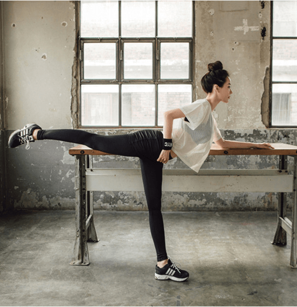 Women Yoga Shirt Hollow Out Mesh Blouse Crop Tops Sports Running Tshirt Breathable Fitness Tops Gym Clothing for Women - Amazitshop