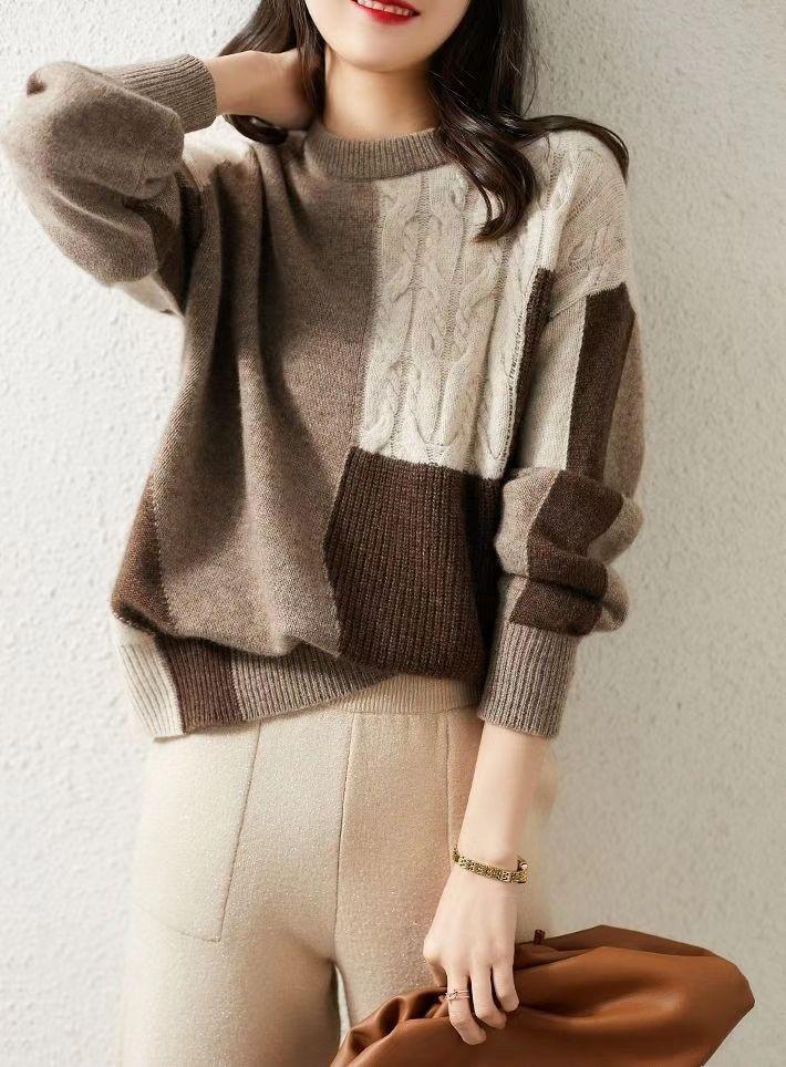 Women's Retro Fried Dough Twists Color Matching Round Neck Sweater - Amazitshop